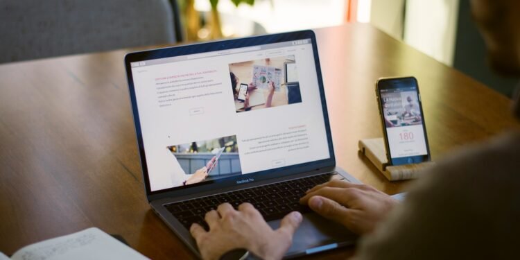 4 Certifications and Standards for Sustainable E-commerce