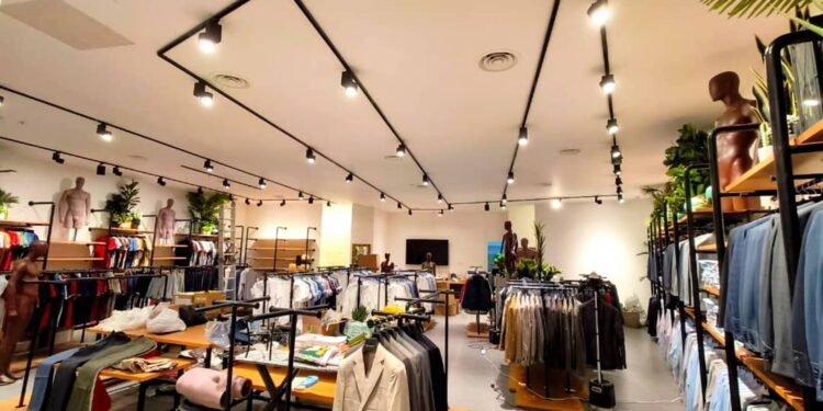 7 Current and Upcoming Trends in Omnichannel Retailing