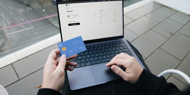 7 Current Trends in Sustainable E-commerce