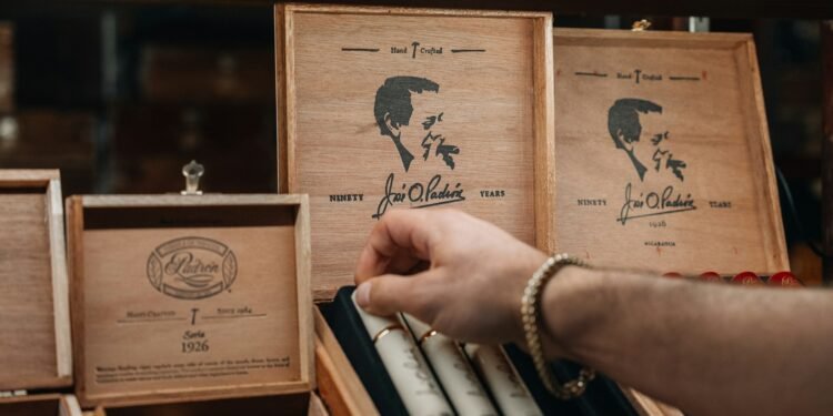 6 Examples of Subscription Boxes Tailored for Men